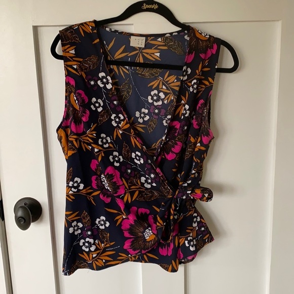 a new day Tops - ⭐️A new day wrap strapless blouse size M